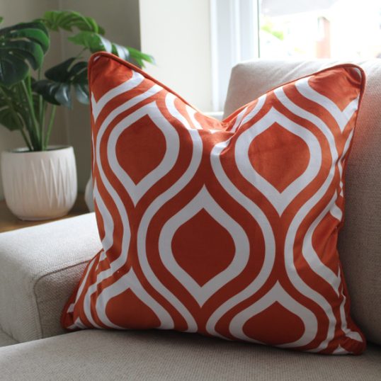 VELVET GEOMETRIC ORANGE CUSHION